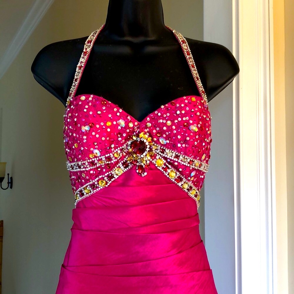 TONY BOWLS LE GALA sz 4/6 pink formal prom pageant